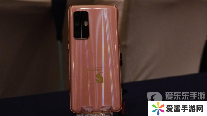 大型手游“帧数拉满” 骁龙8至尊版游戏表现强悍